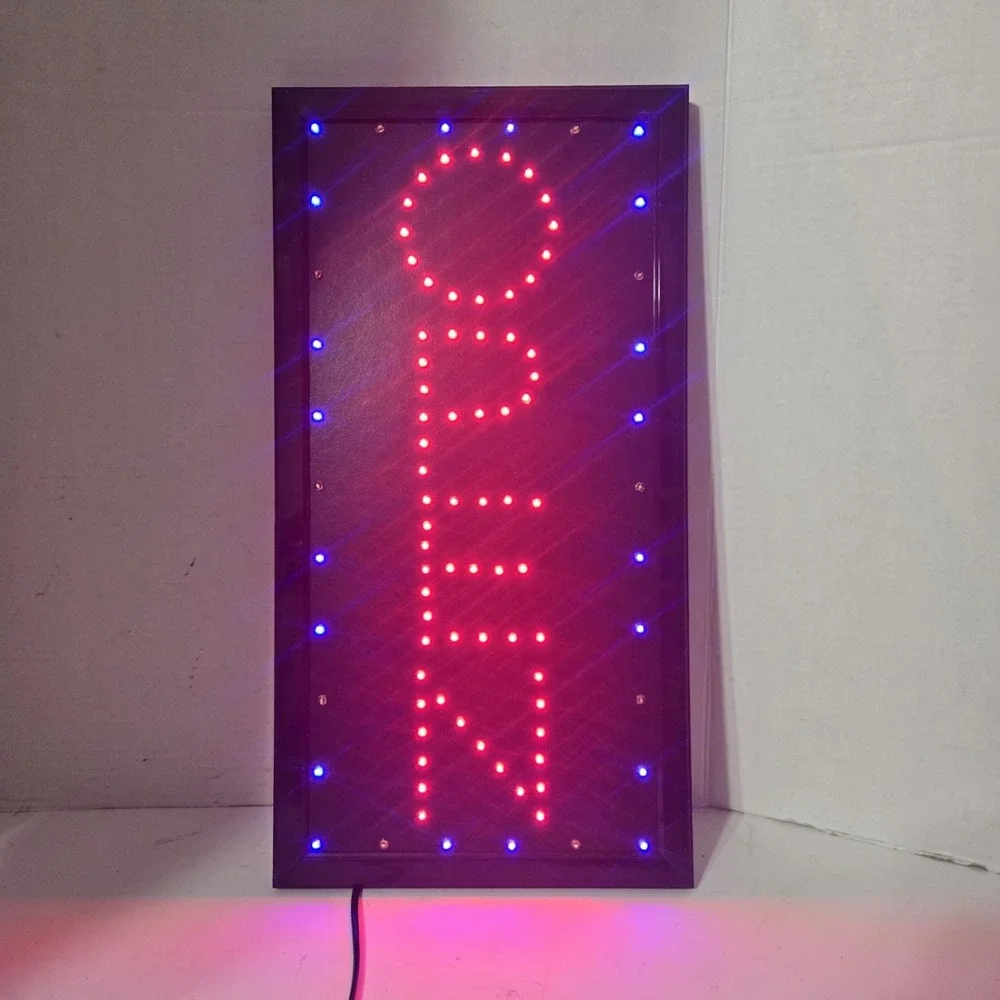 NWOT Vertical LED 